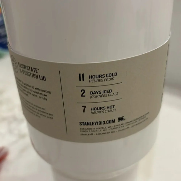 NWT Stanley Thrist quencher Misletoe 40oz quencher - Picture 10 of 11